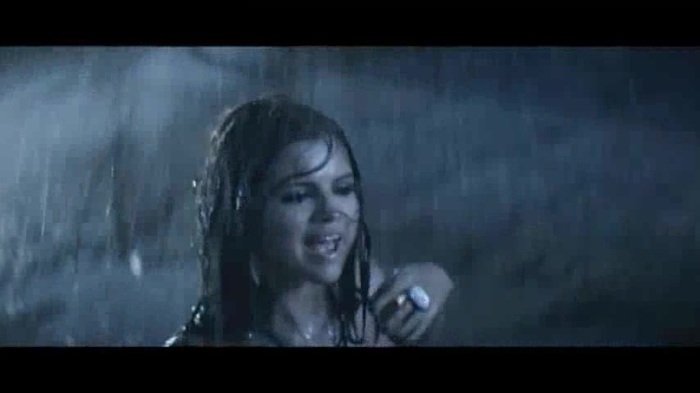 Selena Gomez & The Scene - A Year Without Rain 521