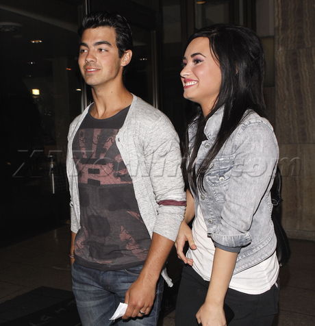 MQ003 - JOE and Demi-Out at Arclight Cinemas in Hollywood