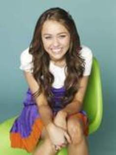 16132763_QRVAAARJV - Sedinta foto Miley Cyrus 5