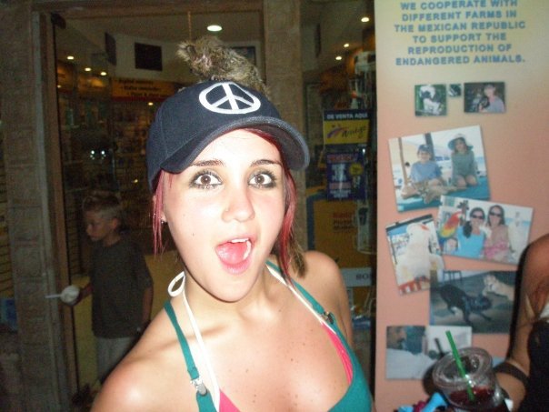 10842_173937863691_148370928691_2969493_8002924_n - Personal pics with Dulce Maria