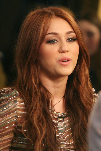 radiant+Miley+Cyrus+promotes+new+film+Last+m4t7OEQZ9eal