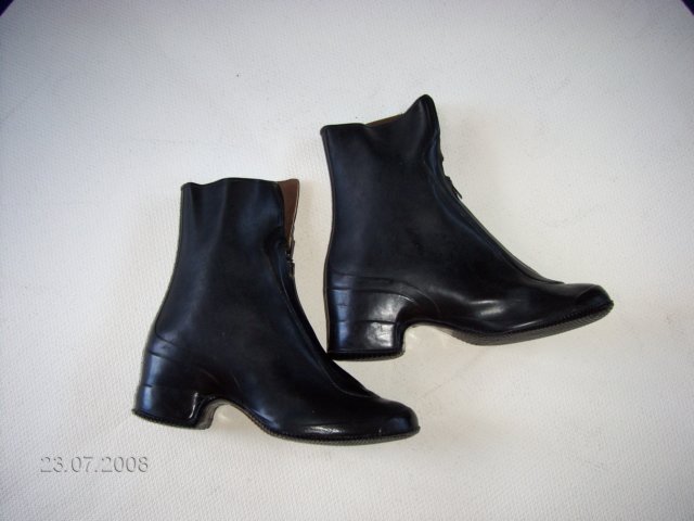 hpim0530 - Womens and Mens old overshoes