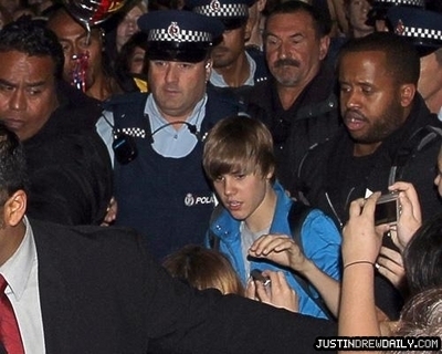 - 3 - Justin Bieber Arriving in Auckland-New Zealand