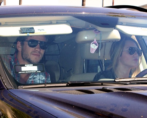 miley-liam-091110-6