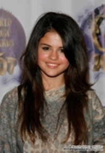 0 x - 3o . 1o . 2o11 . x - 0 (18) - Selena Gomez Award Shows 2OO7 October 3O World Magic Awards