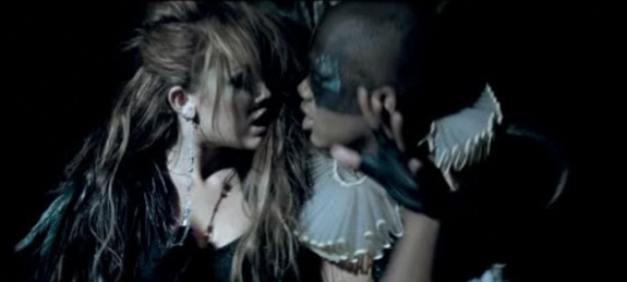 can`t be tamed(1)