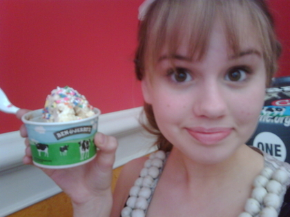 Debby Ryan - Twitter Images (4)