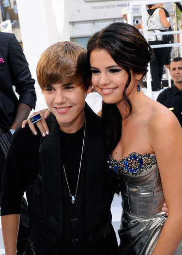 justin si selena vma