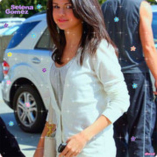 Selly Gomez is my angel (546) - Some pics with Selly