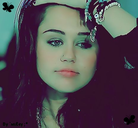 4-glitery_pl-MileyCyrus002-0-1266