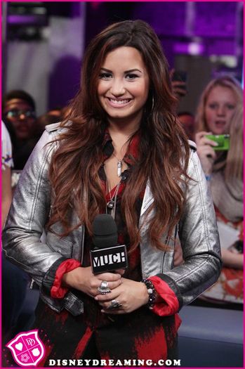 demi-lovato-new-music-live-muchmusic-1