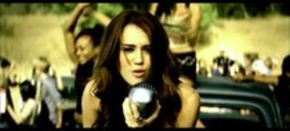 milez cyrus.party in the usa (17) - miley cyrus party in the USA music video