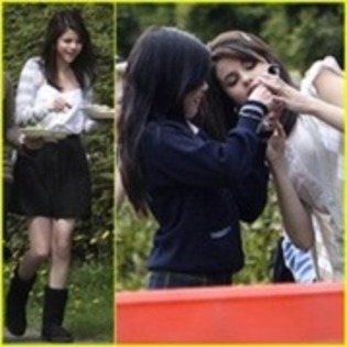 22651448_PSVKRRMCT - selena gomez rare and personals photos