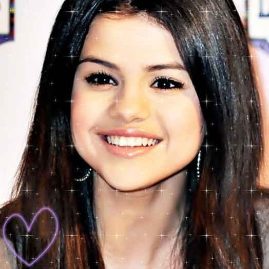 Selena (890)