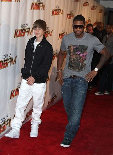 Justin Bieber at KissFM 7