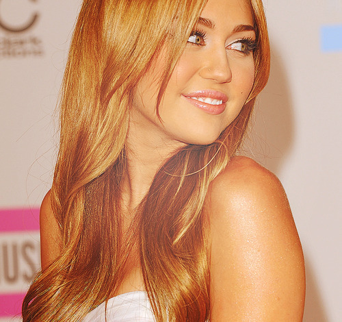 tumblr_mgky1uYvcB1rcilpfo1_500 - Miley Cyrus
