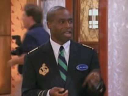 The suite life on Deck Episode 01 (18) - The suite life on Deck Episode 01