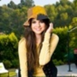 Selly Gomez is my angel (1227) - Some pics with Selena