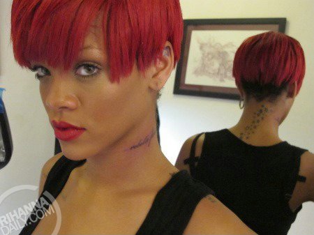 normal_002 - x - Rihanna - x