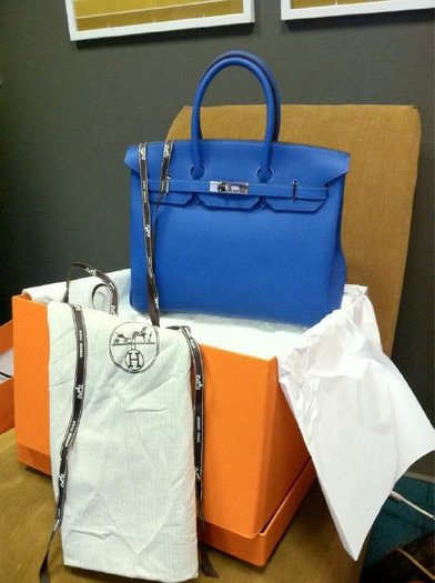 After two years of waiting the New York Hermes store came through!! Aaahhh!!!!!