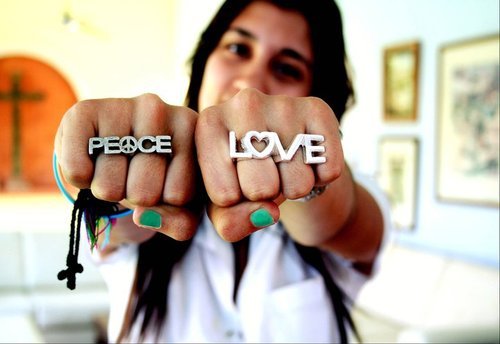  - Peace--Love--Music--xD