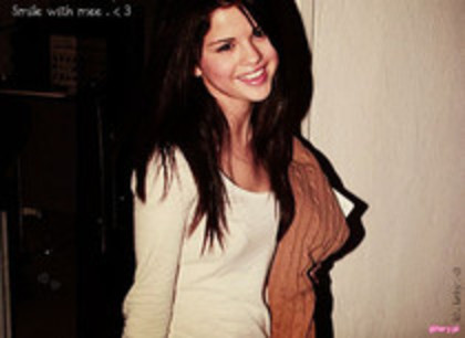 Selly Gomez is my angel (570) - Some pics with Selly