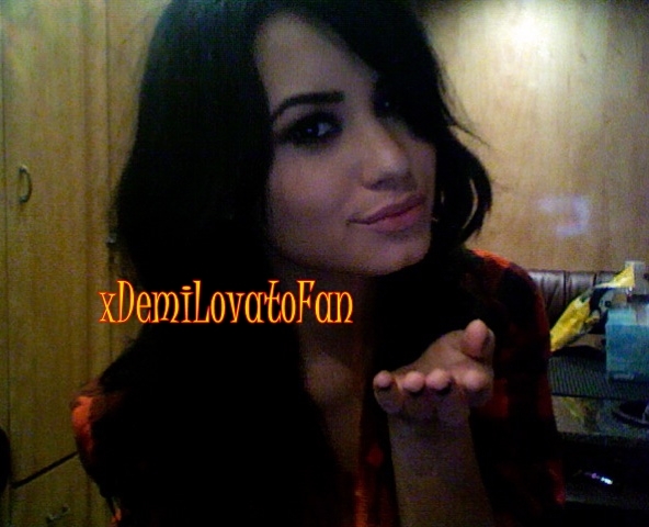 x Demi (3) - x Demi Lovato