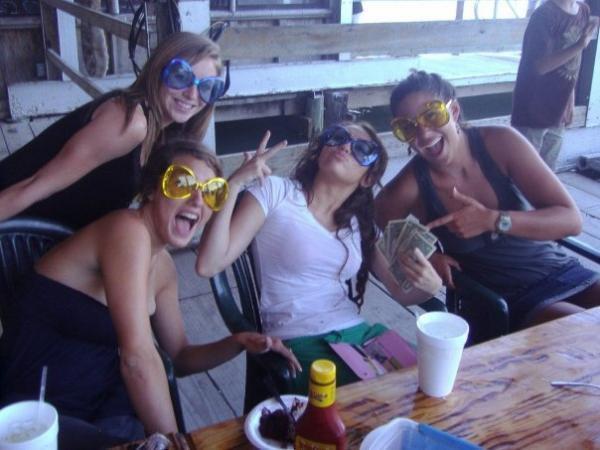 Miley-rare-photos-miley-cyrus-11699904-600-450