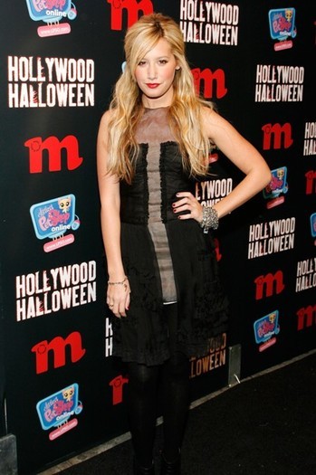  - hollywood halloween party