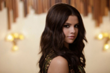 41788809_ZKRKXJJFP - selena gomez videos