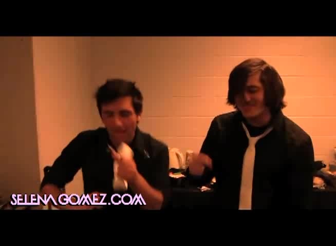 Behind the Scenes Jingle Ball 2010 153