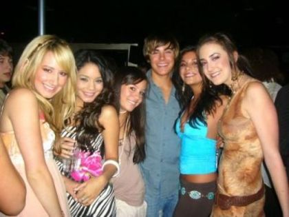 normal_vanessaannehudgens-dot-net_ashleytisdalebday2005oct9-027