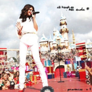 Selly Gomez is my angel (561) - Some pics with Selly