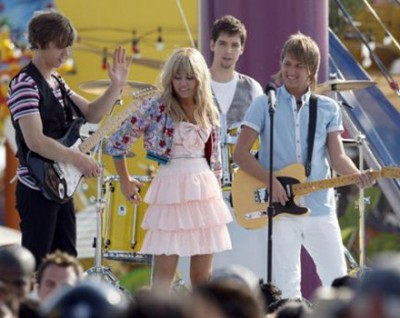 hannah-montana-movie-400x318