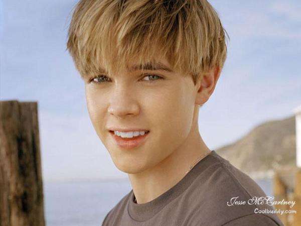 Jesse_McCartney_1252677921_4