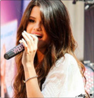 40269438_WIXRQFCRG - Selena Gomez