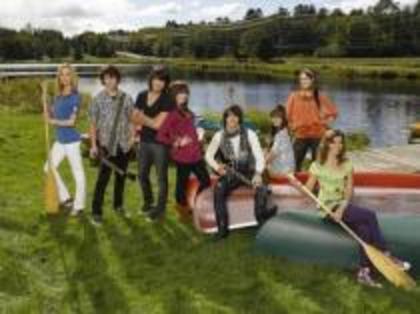 IPVQRRNNYTREZYZJKTF - poze cu camp rock si hm