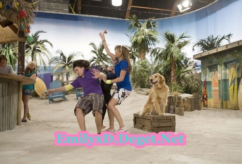 33 - Backstage Hannah Montana