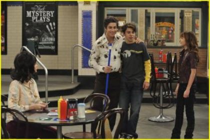 me in WOWP 5 - in Wizards Of Waverly Place