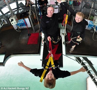 April 27th - Bungee Jumping In New Zealand (6)