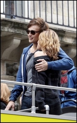 Filming LOL in Paris. xD (154)