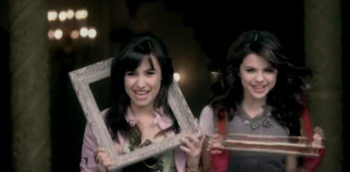 20833817_YTVYWNART - One And The Same Selelena Gomez And Demi Lovato