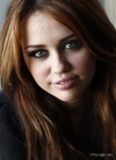 16137108_LUFUARKRP - Sedinta foto Miley Cyrus 43