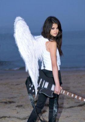 138 - Selena Gomez
