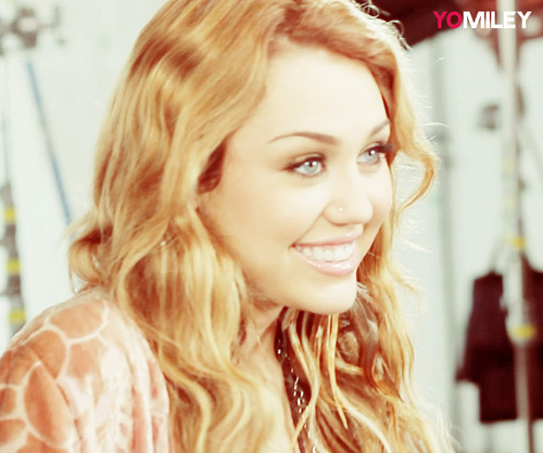 We ♥ Cyrus ..