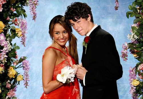 16 - Niley