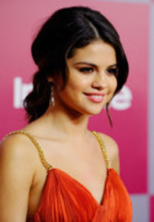 30674404_JKSOCEZST - x selena gomez 2011 instyle-warner brothers golden globes party