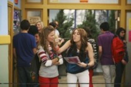 12911529_PVTUTZQHJ - x Hannah Montana 3 - Episode 10 - Cheat It