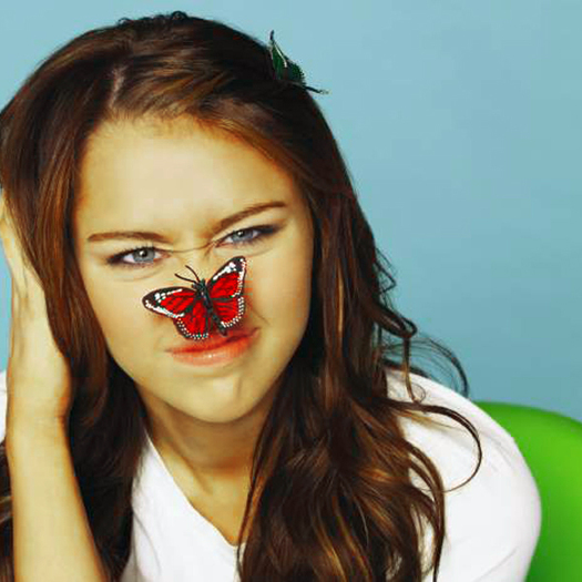 Miley_with_a_butterflie_by_Faametaaszttic - Avatars 0 with 0 Miley 0
