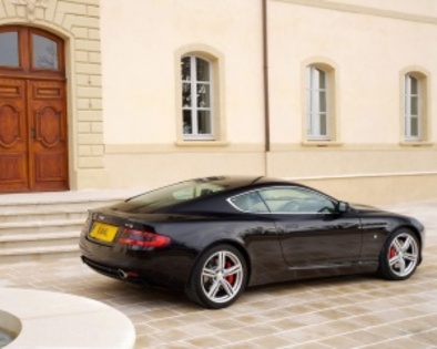 Aston-Martin_DB9_146